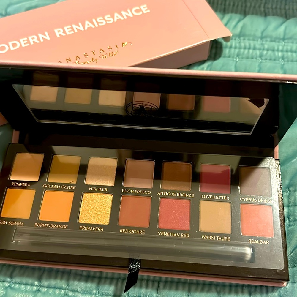 Eyeshadow